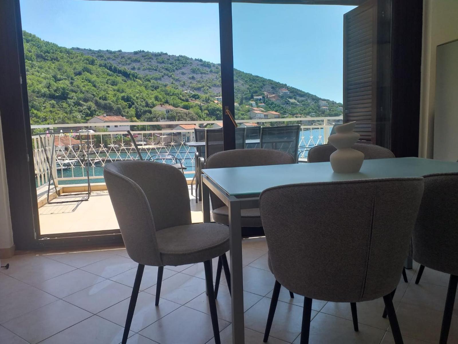 Apartmani Pulic 塞尼 外观 照片